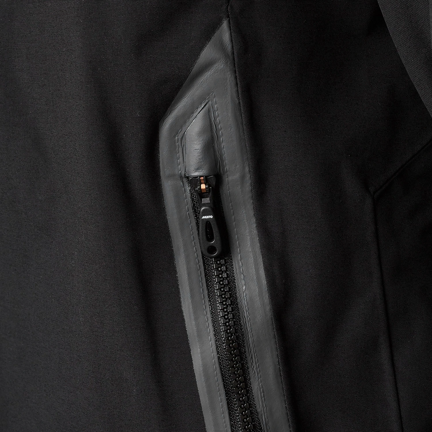 Musto Skiff Primaloft BR1 Jacket - Black 7 Musto Skiff Primaloft BR1 Jacket - Black - Image 5